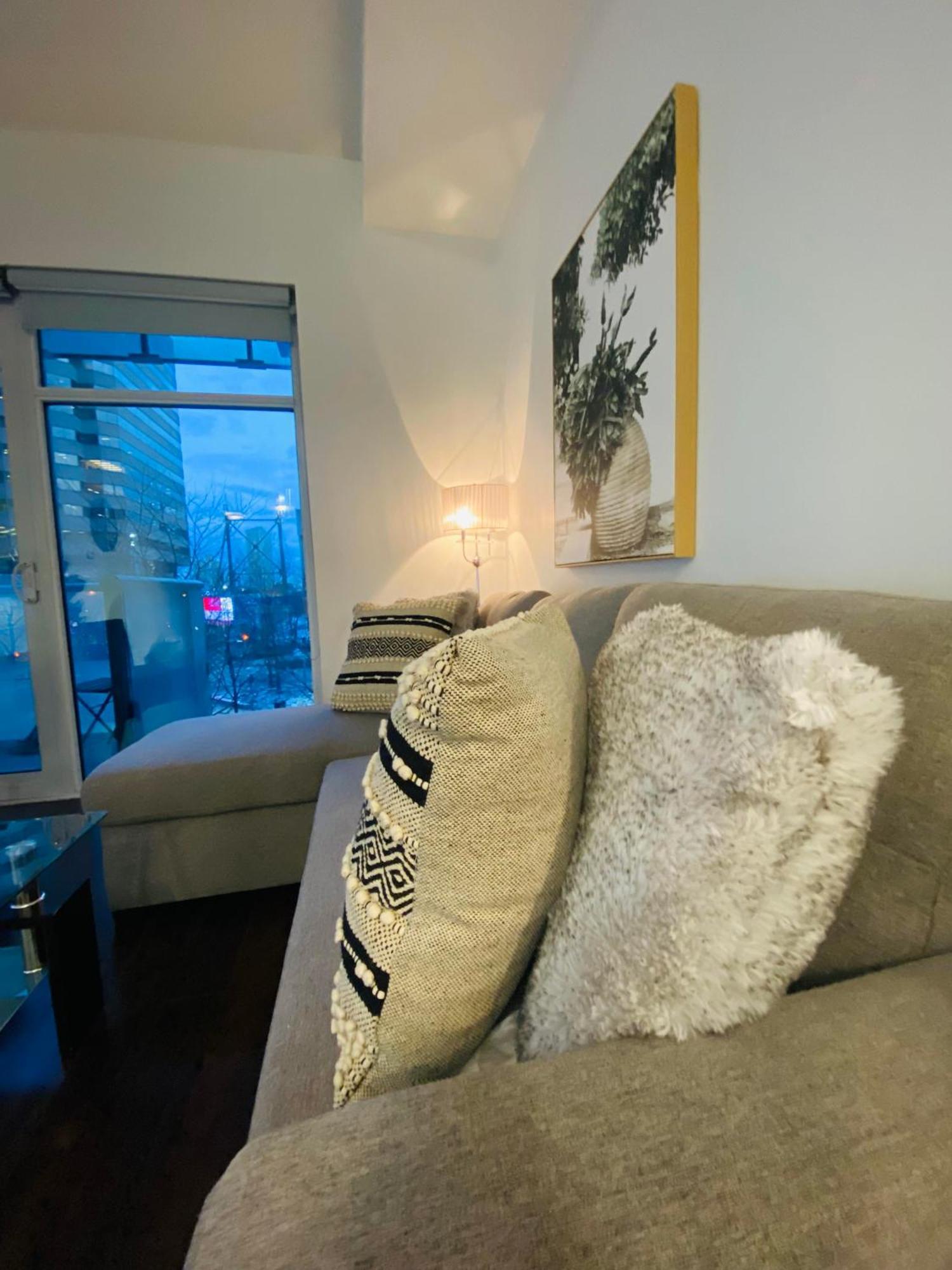 Rivetstays - The Atmos Торонто Экстерьер фото